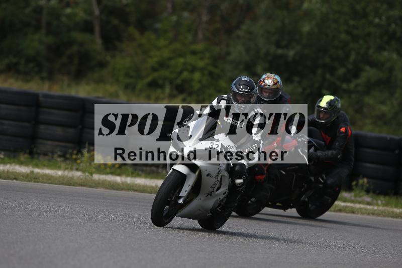 Archiv-2023/47 24.07.2023 Track Day Motos Dario - Moto Club Anneau du Rhin/32